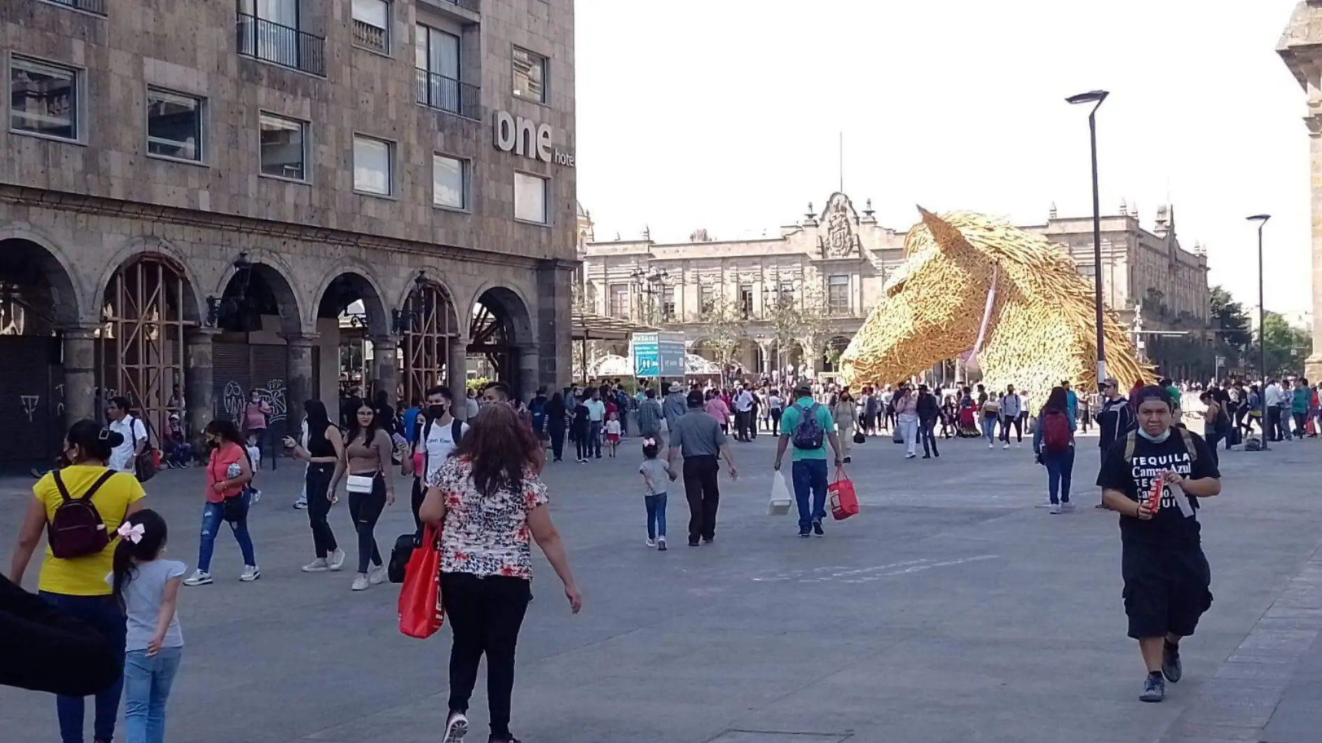 Tapatíos rejalan medidas sanitarias